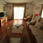 Seaside Family Friendly House With A Swimming Pool - 17358 Semesterbostad *