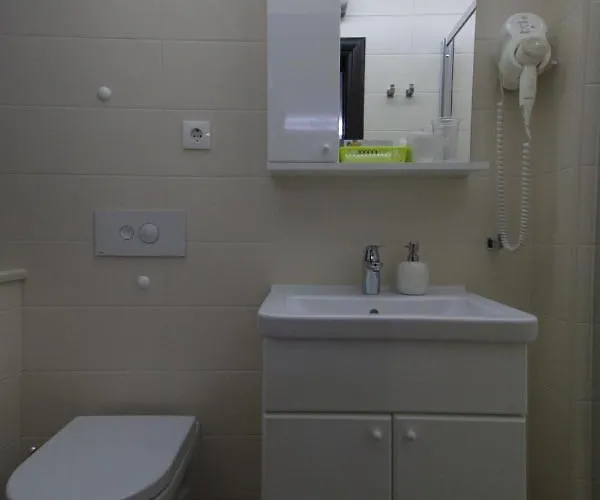 Prázdninový dům Seaside Family Friendly House With A Swimming Pool - 17358