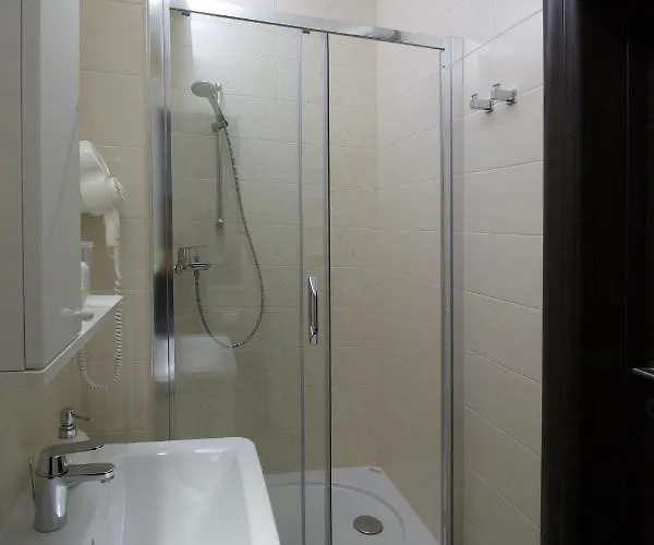 Seaside Family Friendly House With A Swimming Pool - 17358 Hébergement de vacances Trogir